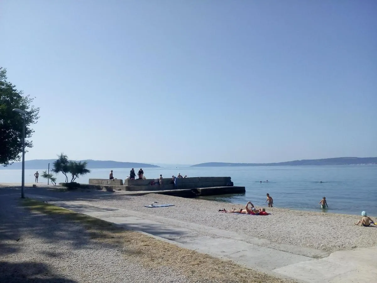 Old School Apartment Kastela Croatia