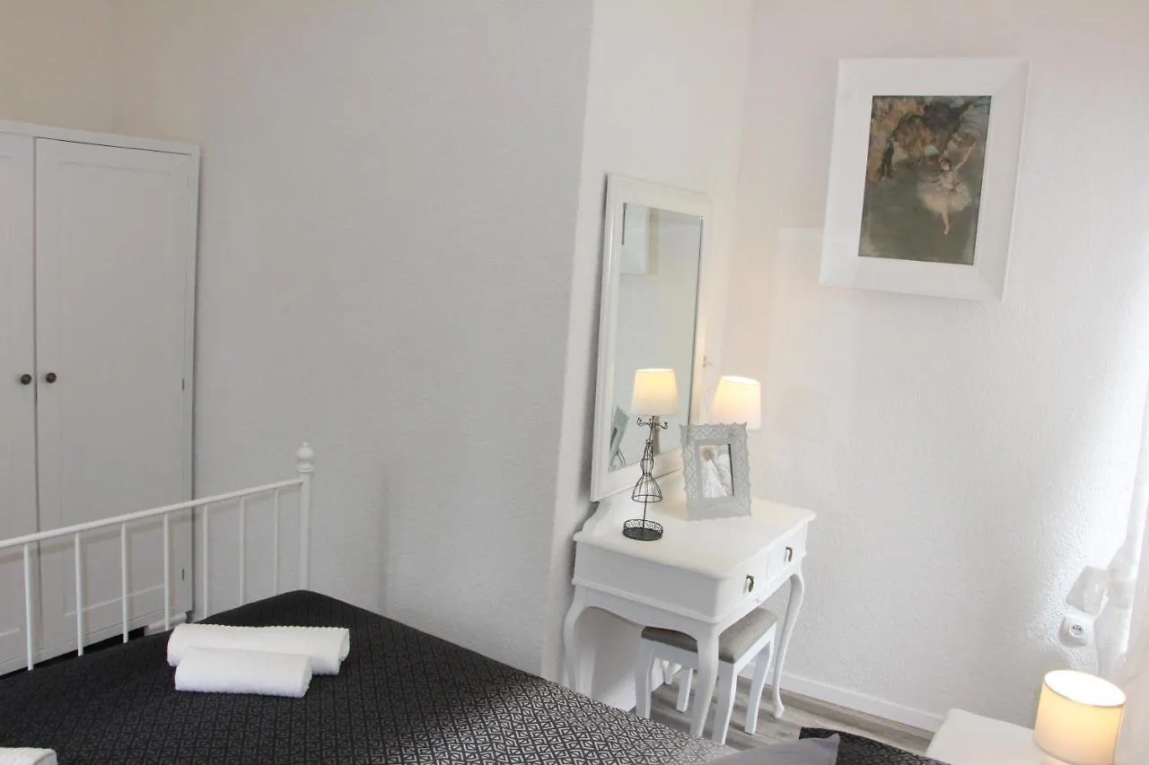 Old School Apartment Kastela